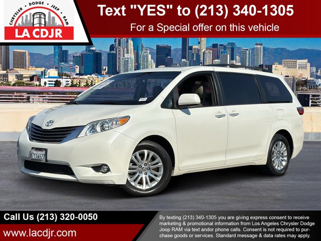 2017 Toyota Sienna XLE